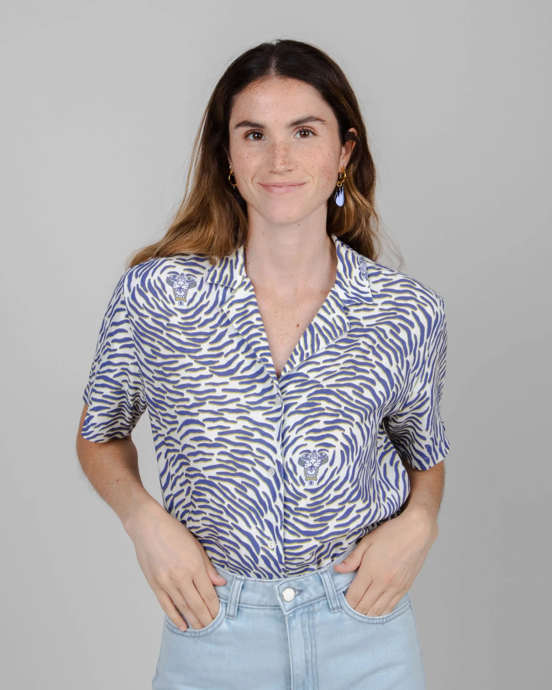 Asis Percales Tiger Aloha Bluse Weiß-Brava Fabrics Best Sale