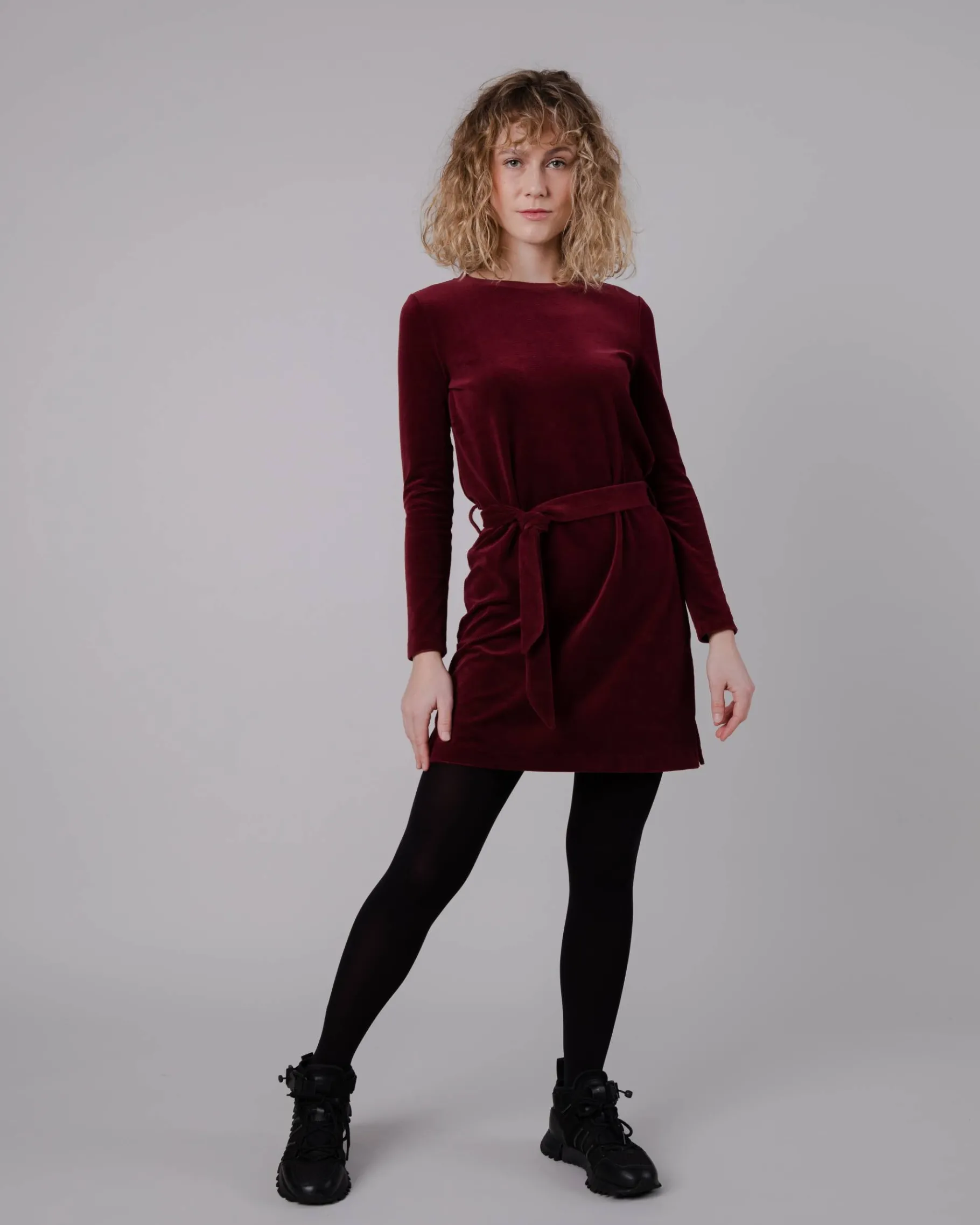 Velvet Kleid mit Gürtel Prune-Brava Fabrics Discount