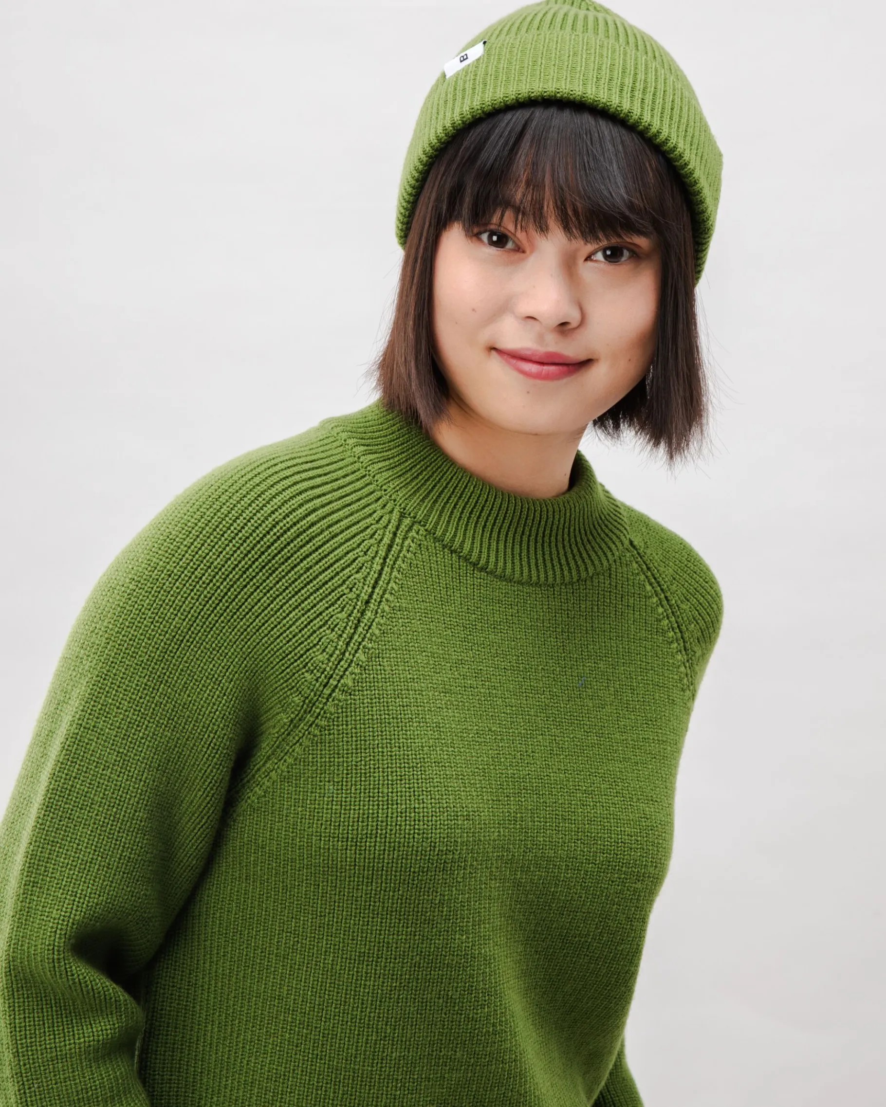 Waterfront Cropped Wool Sweater Green-Brava Fabrics Best Sale